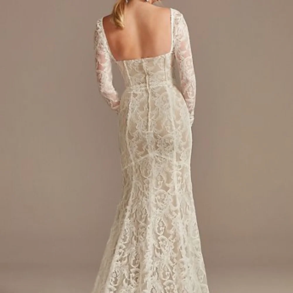 David’s Bridal Wedding dress - Picture 5 of 6